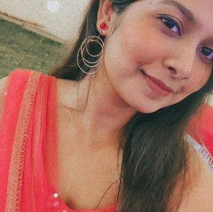 Meet your Posher, Ananya